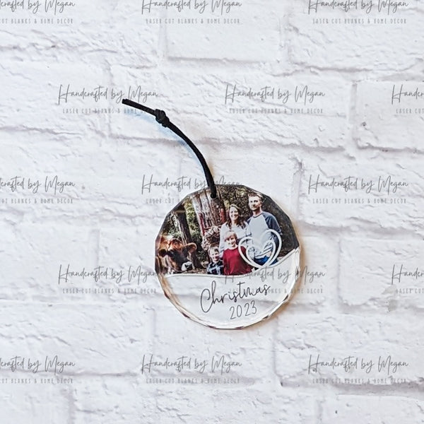 Family Photo Glass Ornament, Personalized Family Picture Ornament, Christmas Gift Ornament, Custom Photo Ornament, Unique Christmas Ornament, Family Memorial Ornament