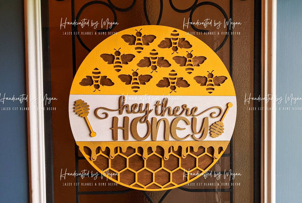 Hey There Honey Door Hanger - Door Hanging Sign - Round Wood Sign - Welcome Sign Front Door - Door Hanging Decor